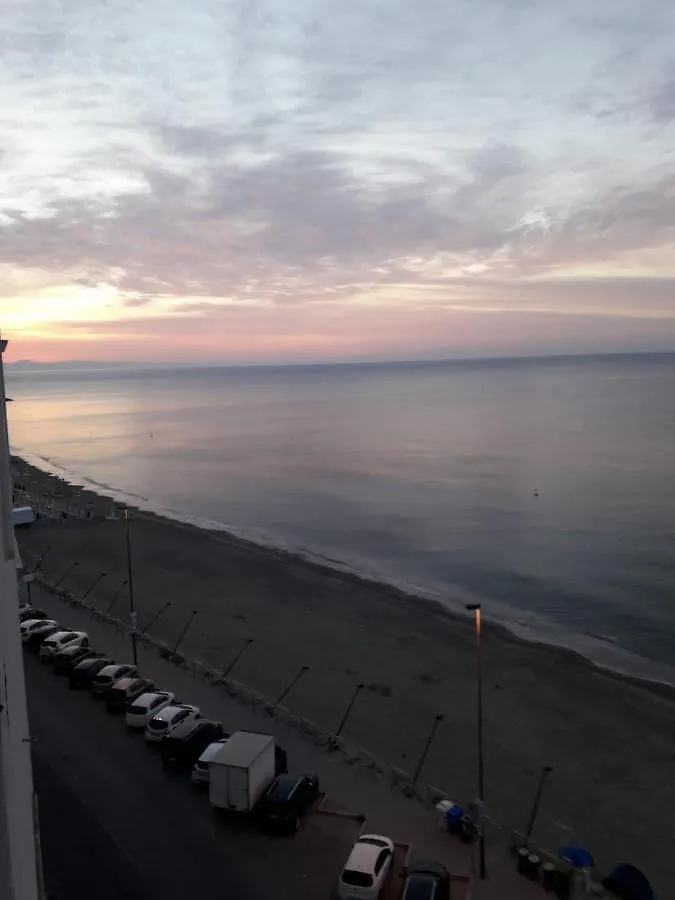 Le Case Di Sara N.7 Savona 0*,  Italy