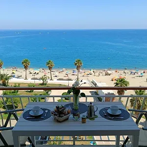 Maremare, Really On The Beach, With Private Parking Savona
